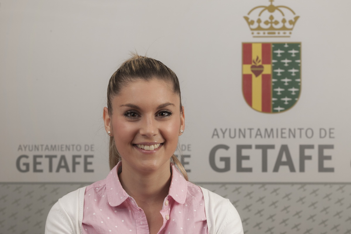 Animadora Juvenil Elena Montañés Animadora Juvenil Elena Montañés